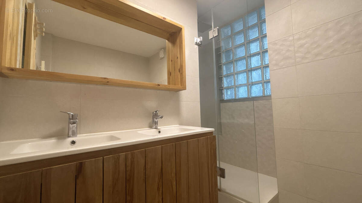 Appartement 98 m² à Annecy  - photo 16