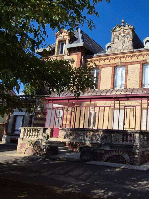 Maison à COMPIEGNE