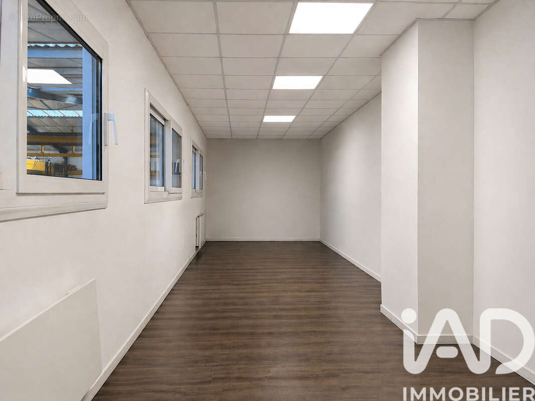 Photo 8 - Commerce à LA JUBAUDIERE