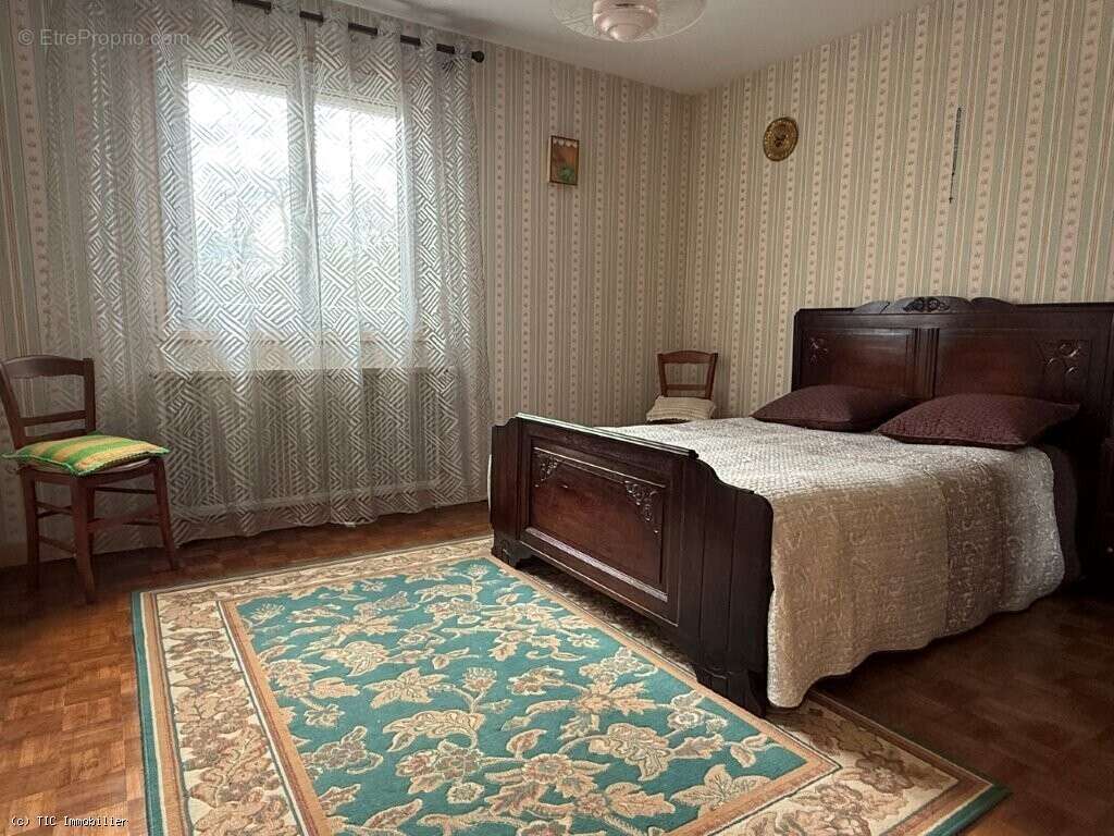 Maison à RUFFEC