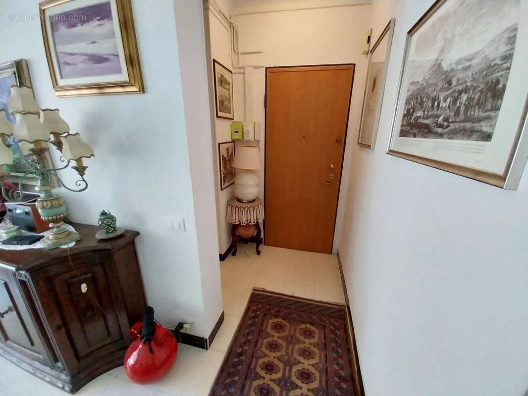 Appartement à MENTON