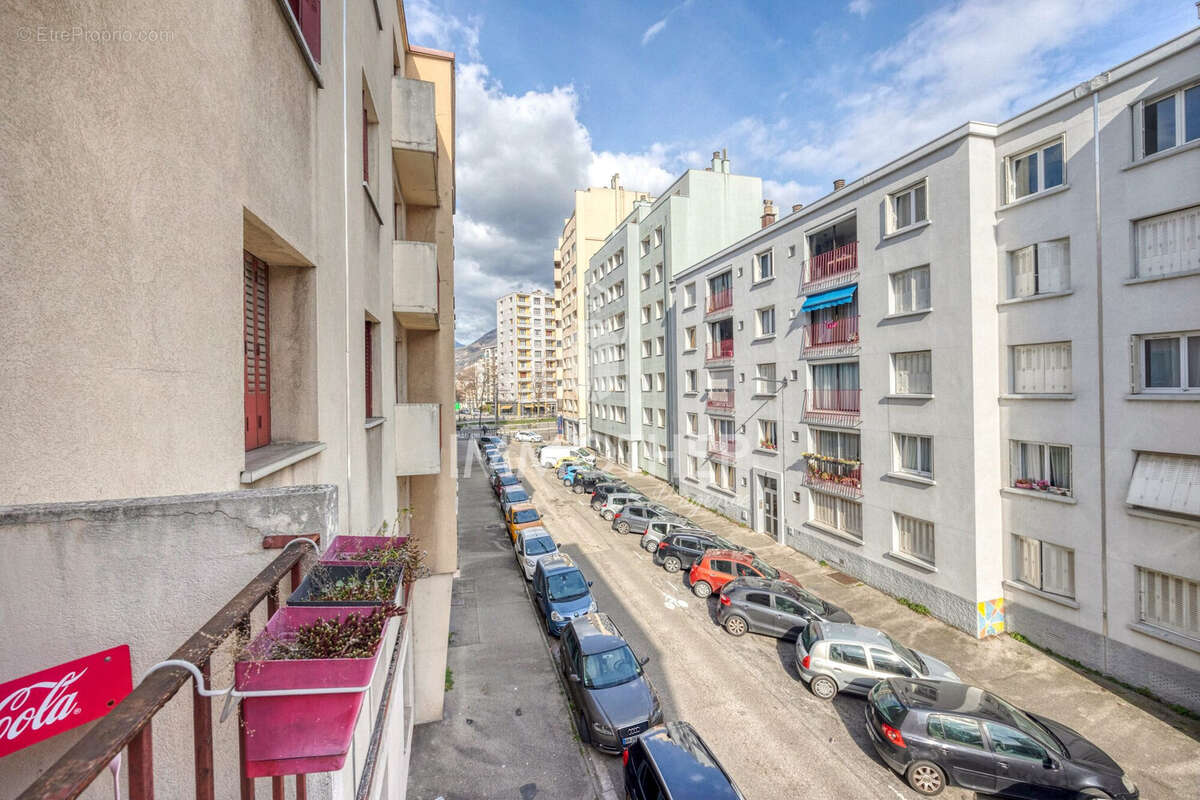 Appartement 50 m² à Grenoble  - photo 3