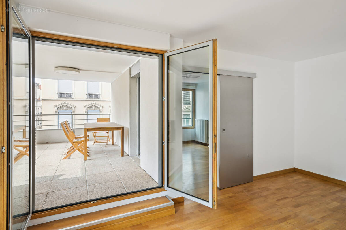 Appartement à LYON-6E