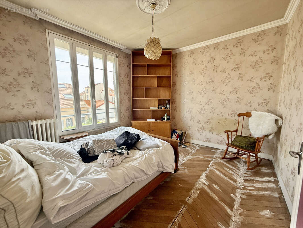 Maison à ISSY-LES-MOULINEAUX