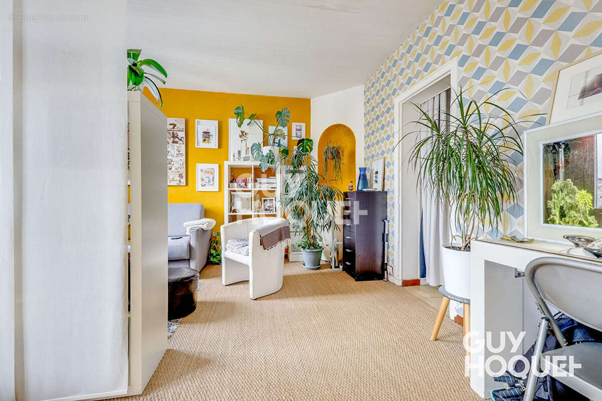Appartement à PARIS-19E