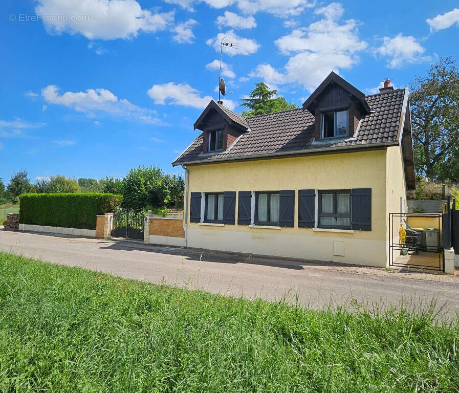 NOUVEAUTE, 205 000, Mirebeau, Maison Indépendante sans Travaux - photo 2