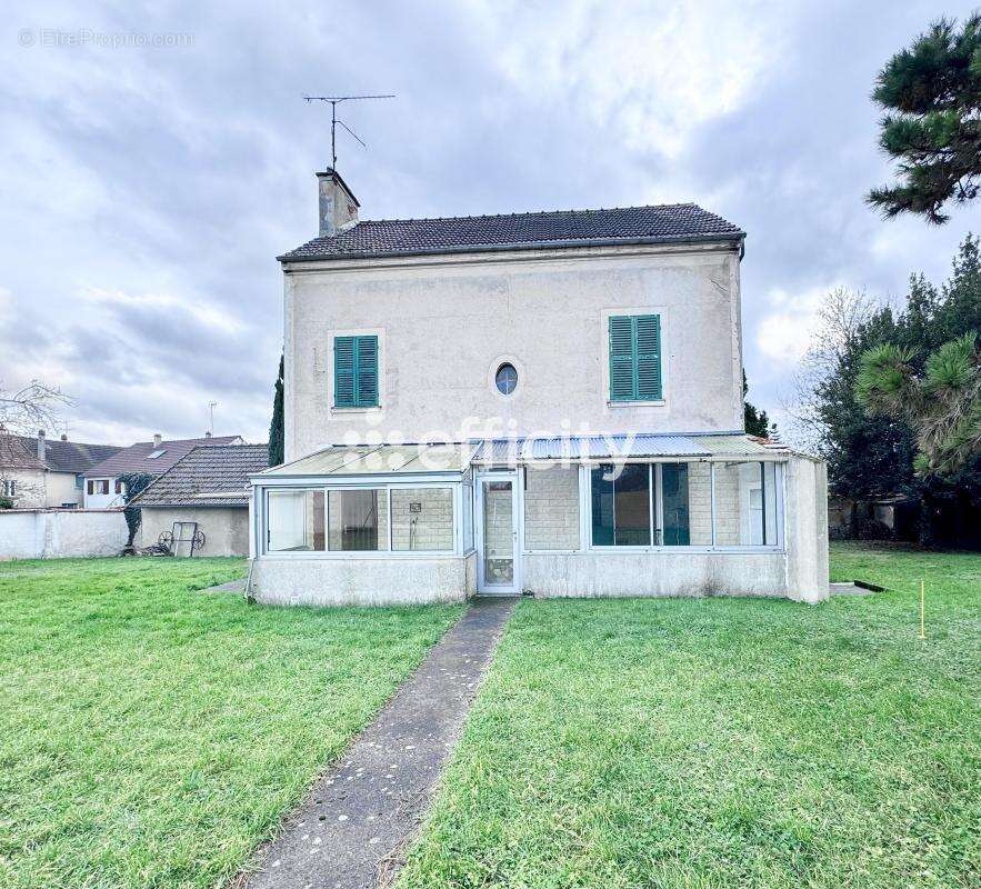 Maison à MAREUIL-LES-MEAUX
