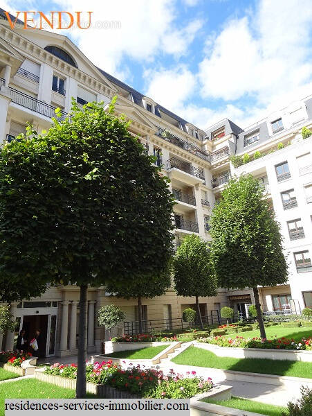 Appartement à ISSY-LES-MOULINEAUX