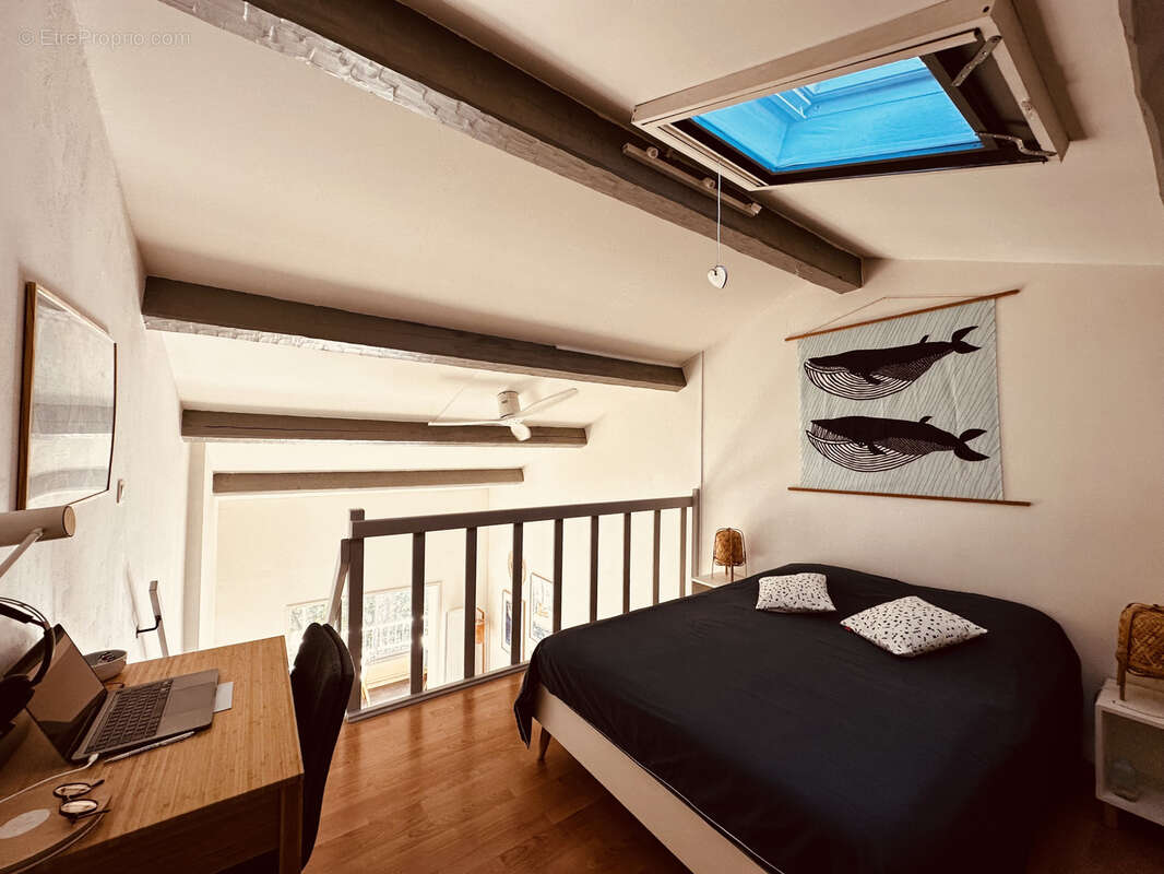 Appartement à SIX-FOURS-LES-PLAGES