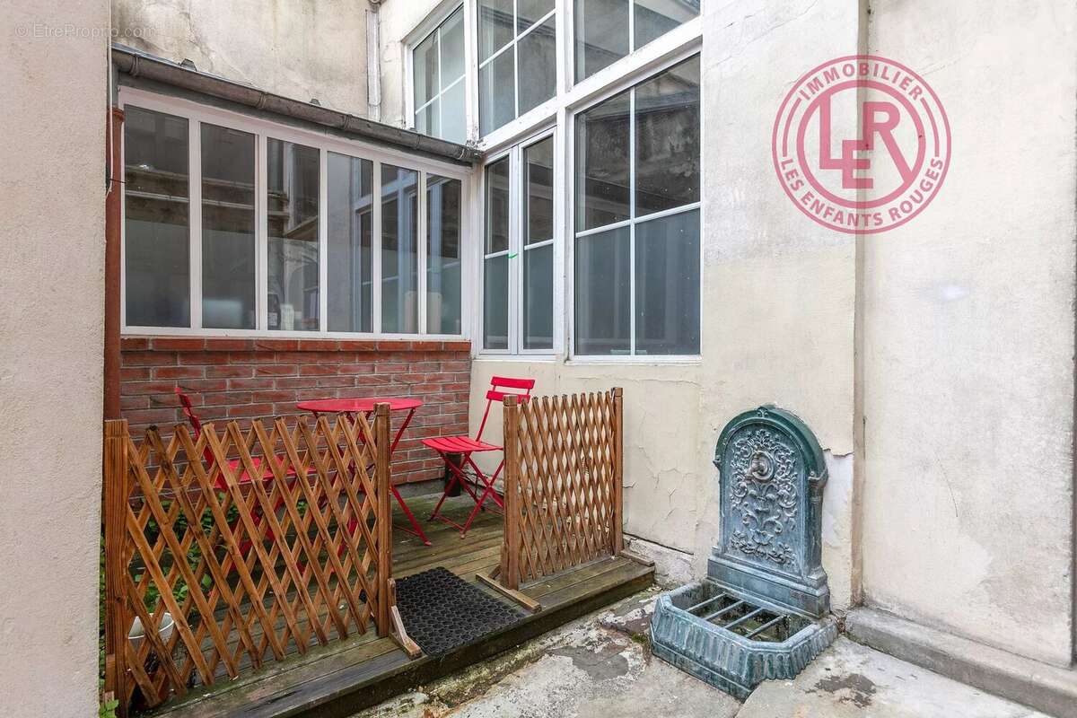 Appartement à PARIS-10E
