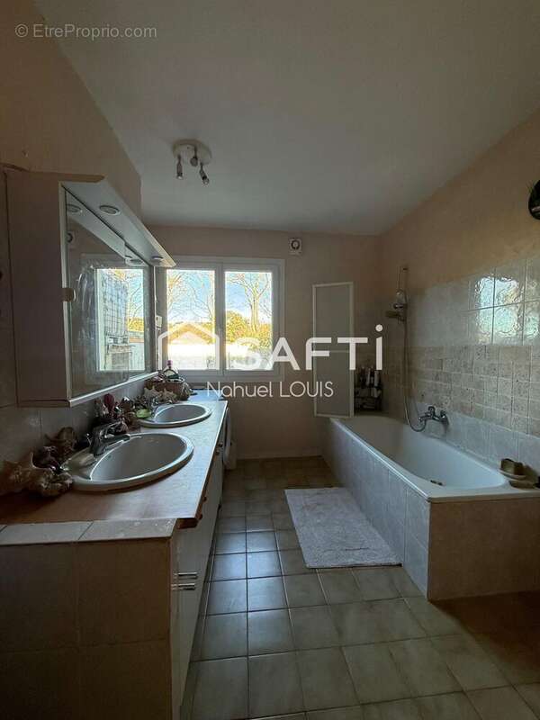 Photo 6 - Maison à VELAUX