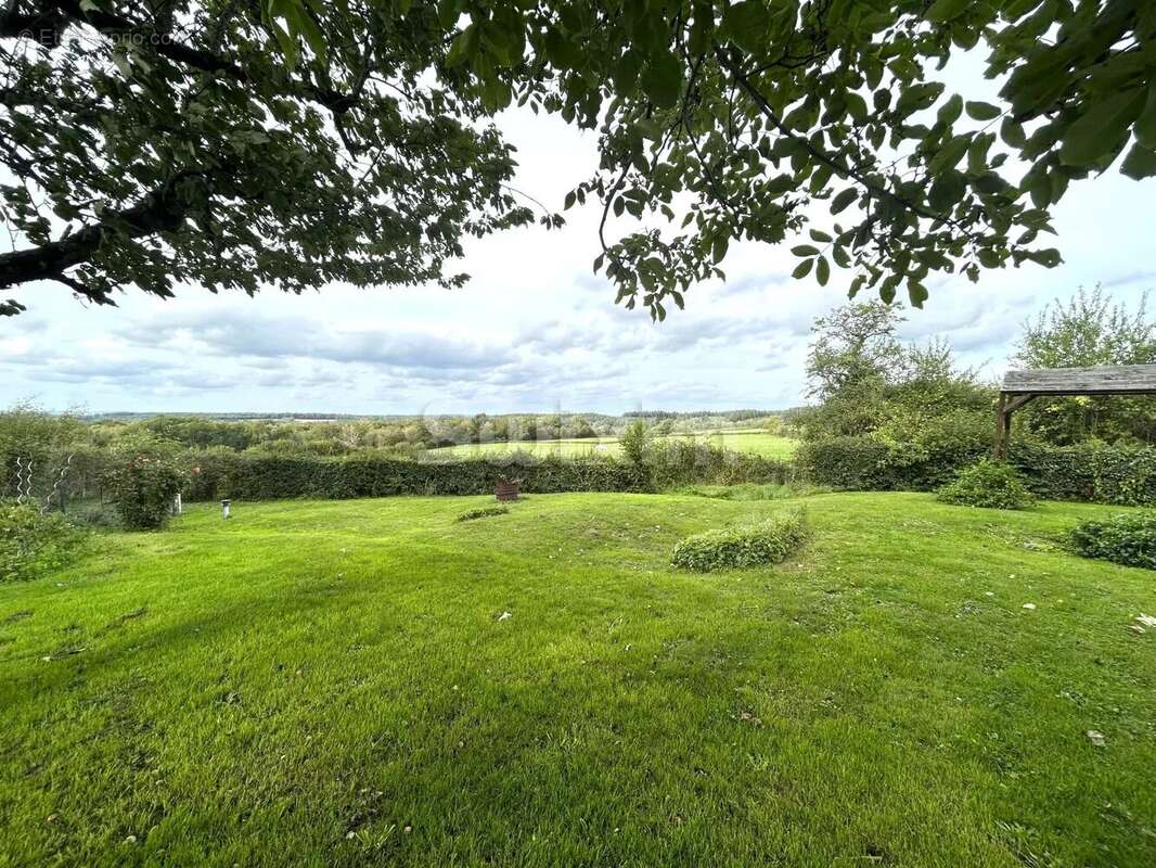 Maison à SAINT-BRANCHER