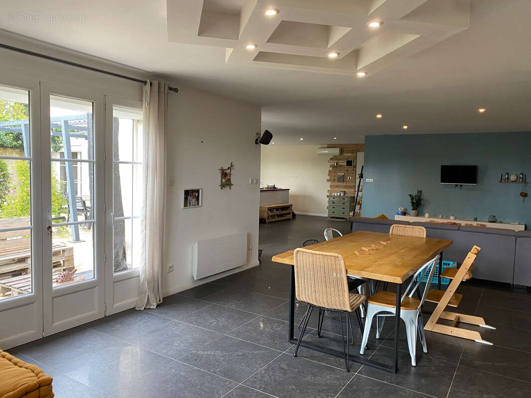 Maison à BEDARRIDES