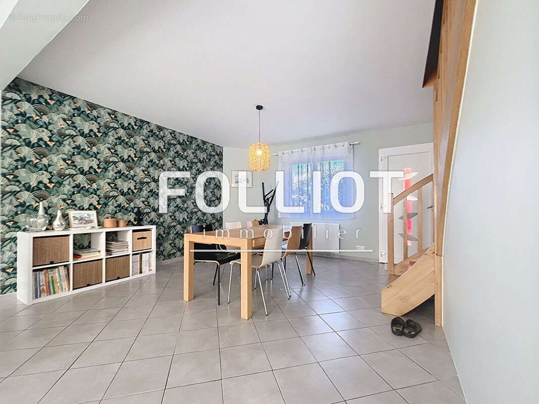 Maison à LINGREVILLE