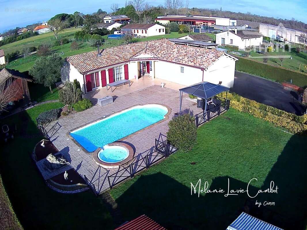 Maison à SAINT-SAVIN