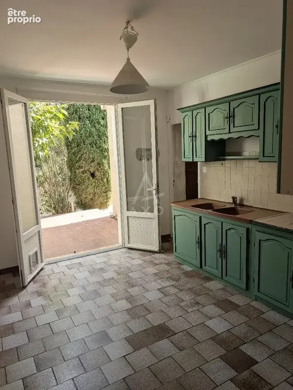 Exclusivite fabrezan proche du centre avec jardin et garages - photo 12