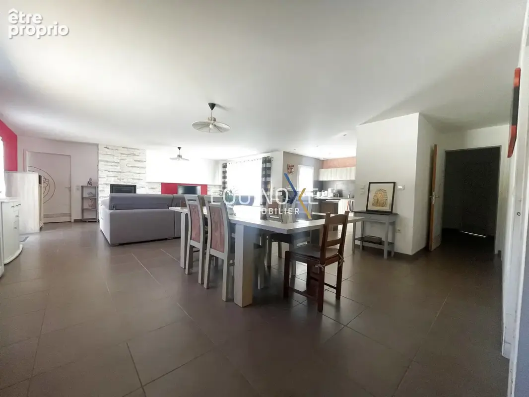 St philbert de grand lieu nord sorinerie chenes - maison plain pied de 2011 6 chambres - photo 2