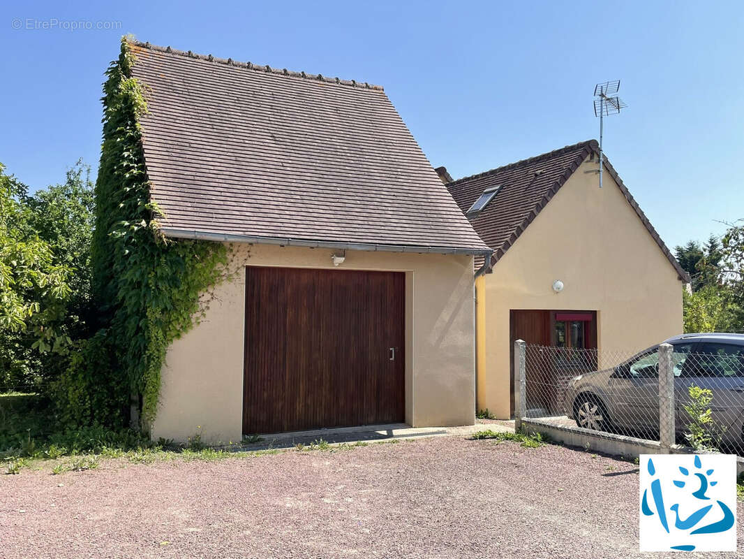 Maison à MORTAGNE-AU-PERCHE