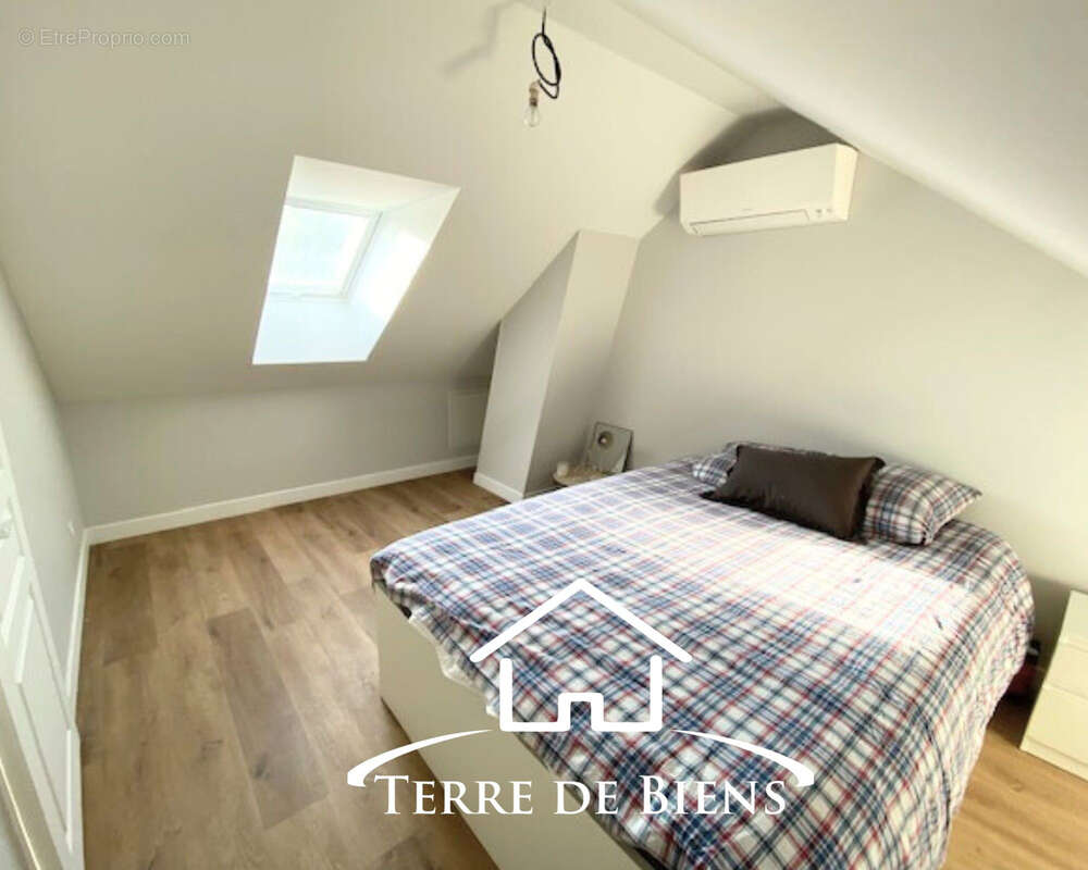 Maison à VIC-SUR-AISNE