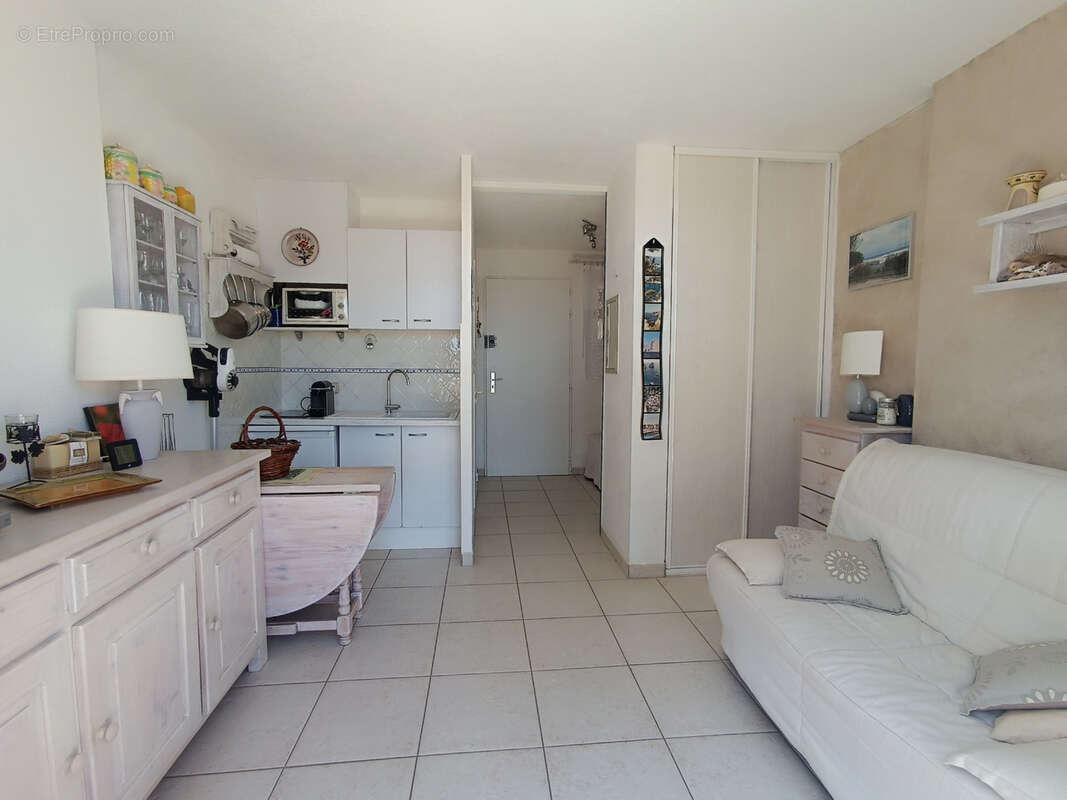 Appartement à CARRY-LE-ROUET