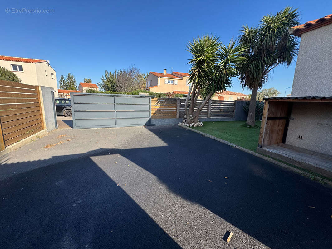 Maison à VILLELONGUE-DE-LA-SALANQUE