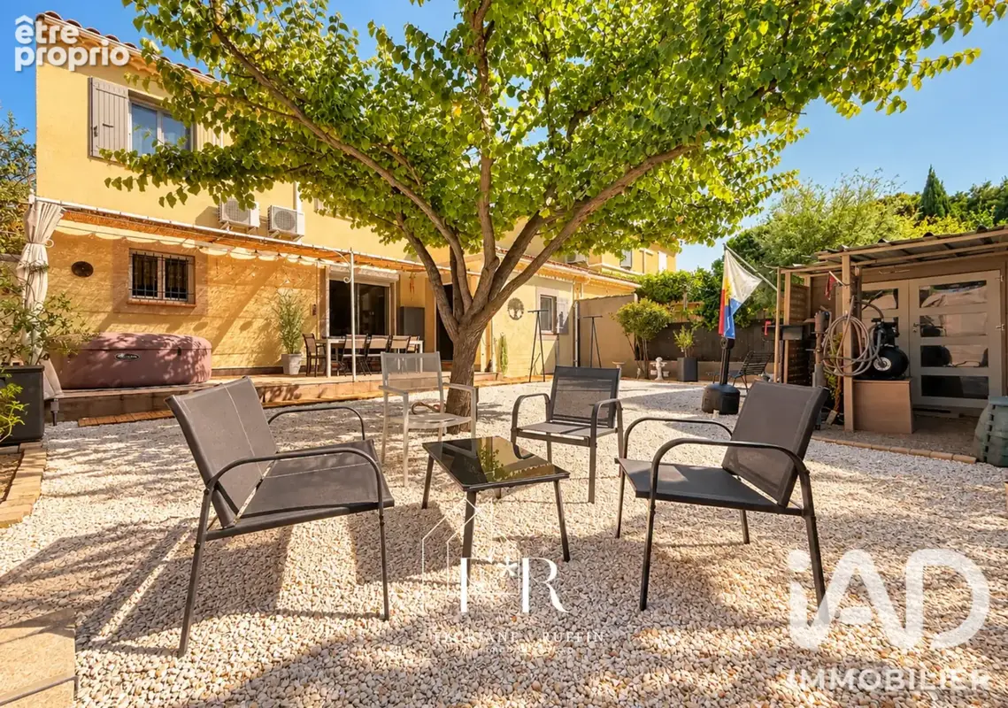 Photo 1 - Maison à LE PONTET