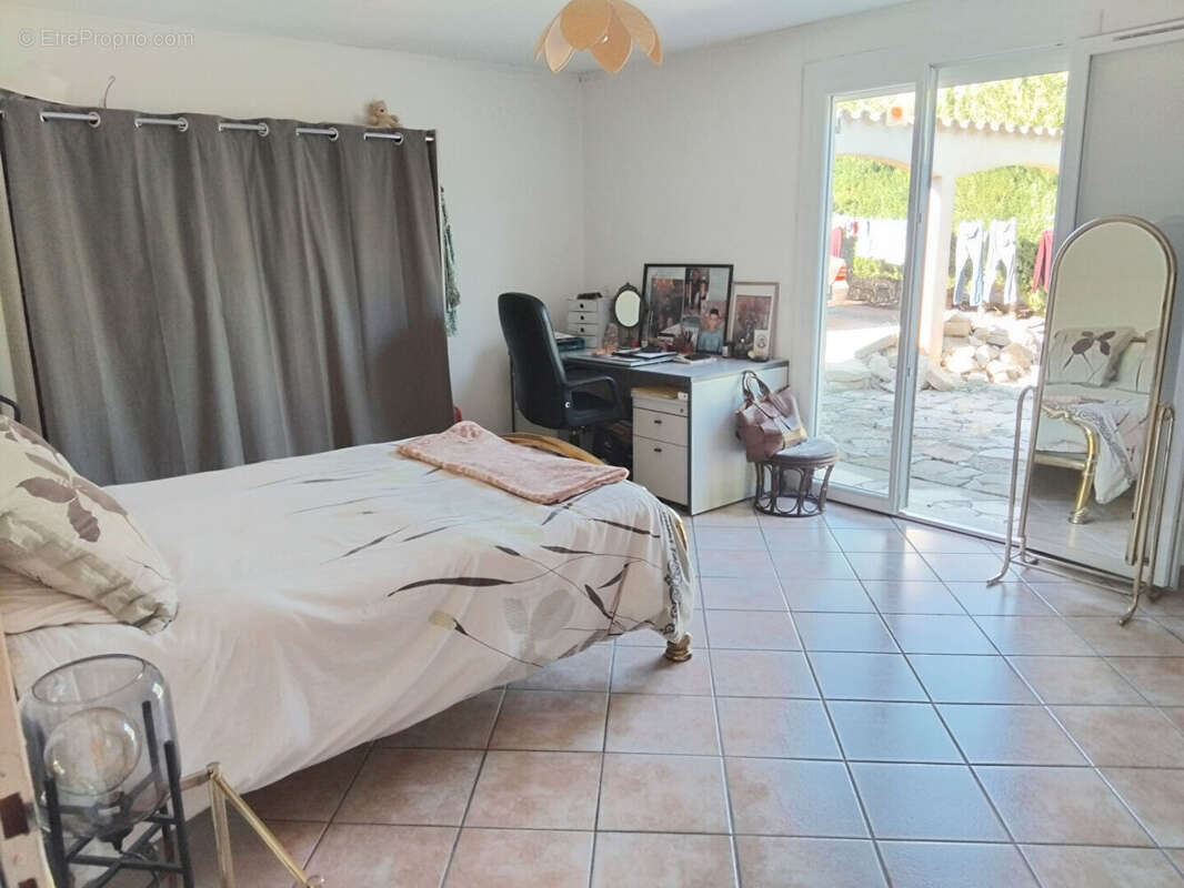 Maison à LEZIGNAN-CORBIERES