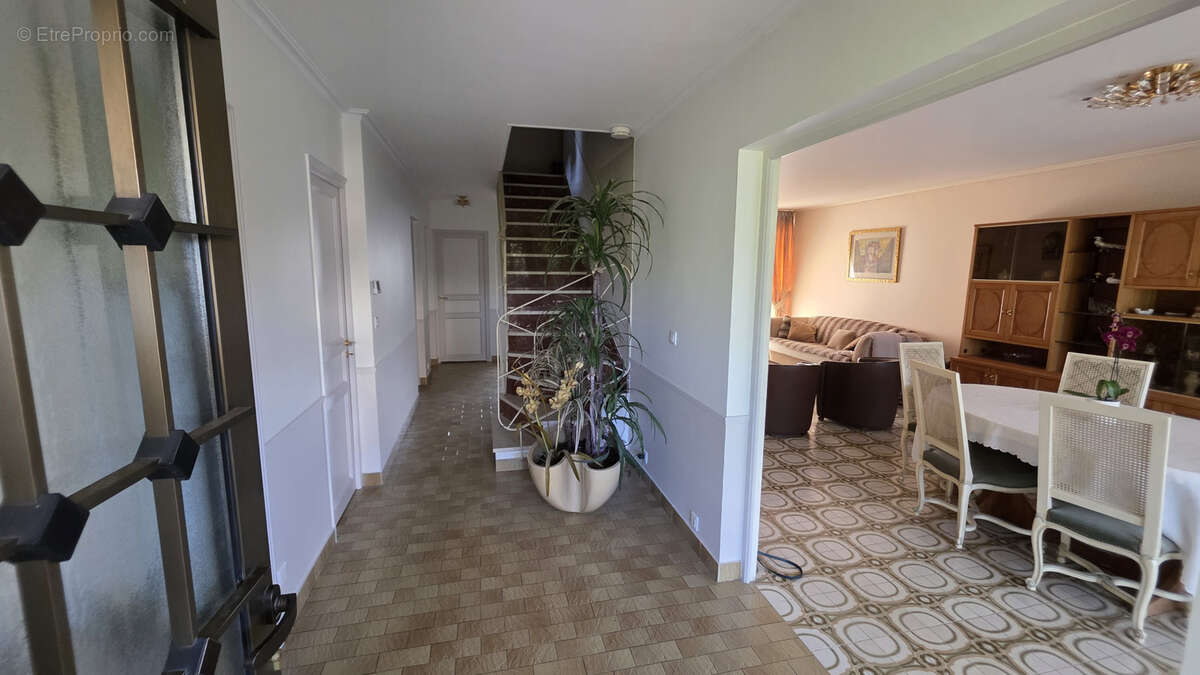 Maison à TREMBLAY-EN-FRANCE