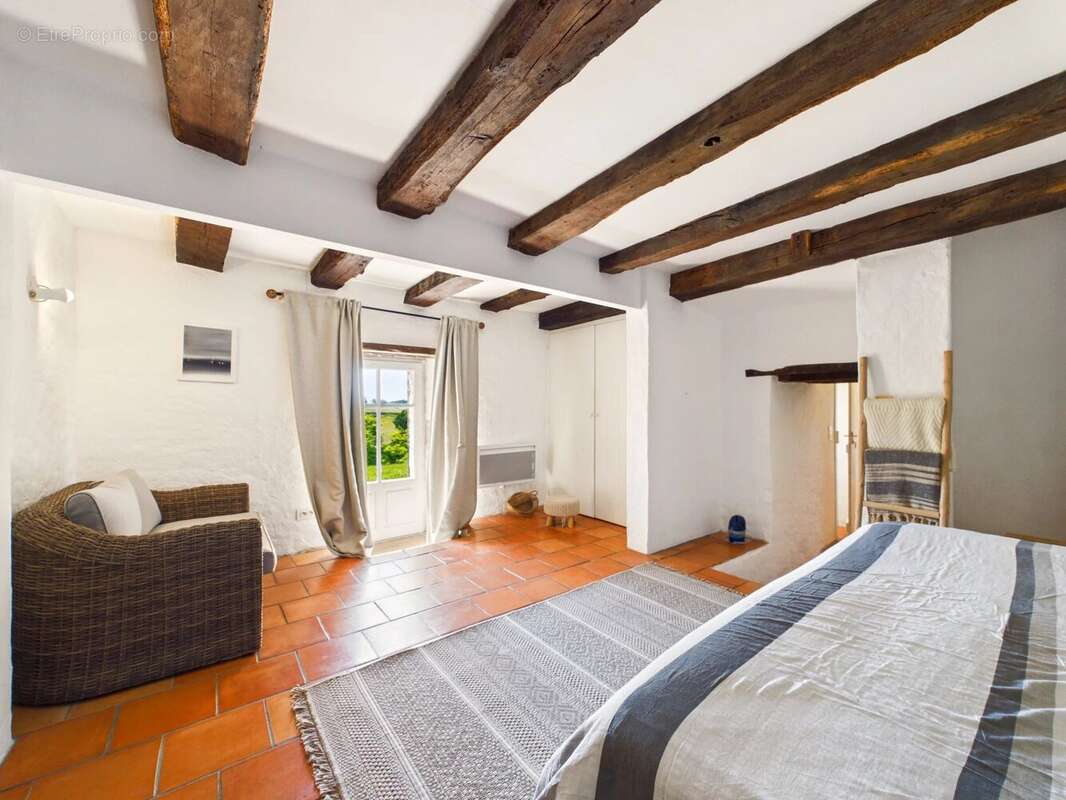 Superbe propriété de cinq chambres et maison d'amis - photo 19