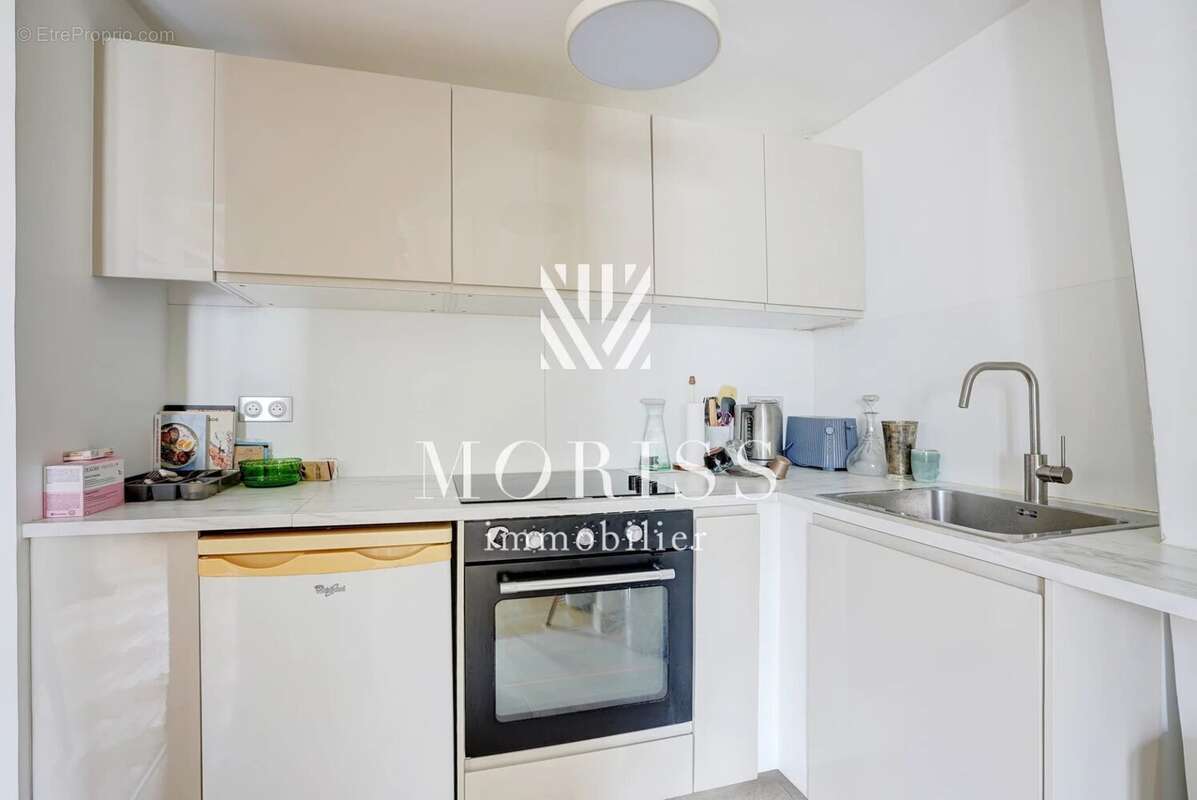 Appartement à PARIS-3E