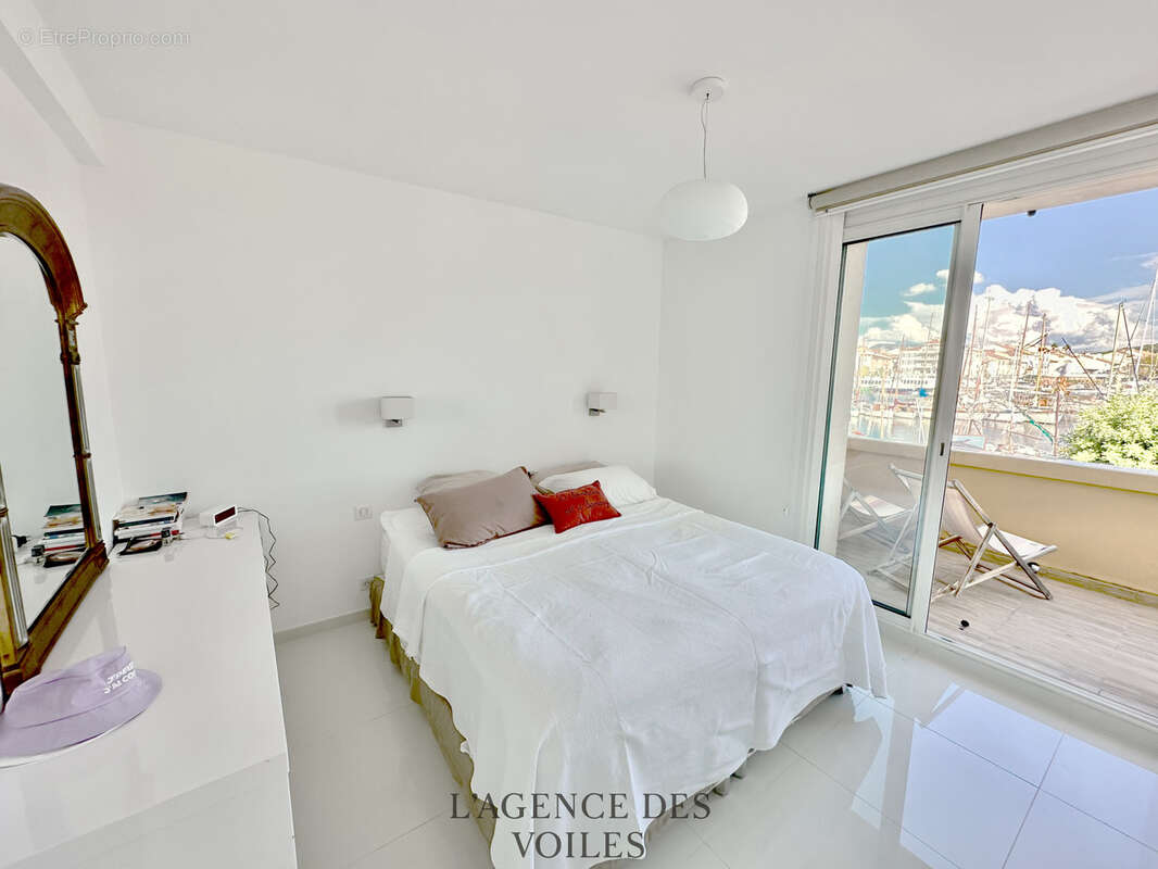 Appartement à SANARY-SUR-MER