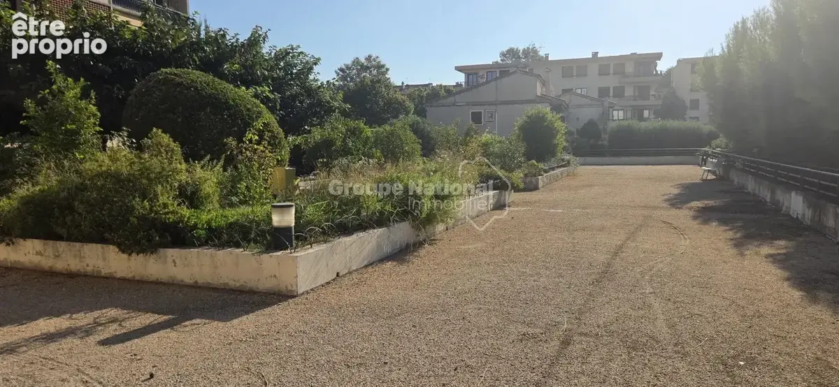 L'ESTAQUE! Résidence BELLAVISTA, à 5 mn à pied du port, bel appartement de type 4 de 66 m² en rdc surélevé avec cave. - photo 13