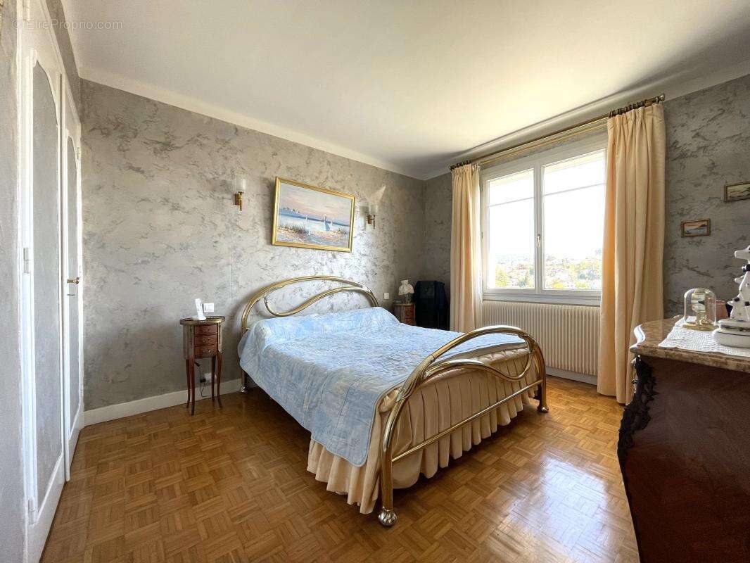 Maison à CALUIRE-ET-CUIRE