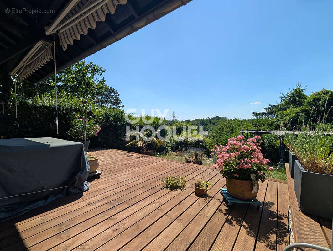 Maison à ECOLE-VALENTIN