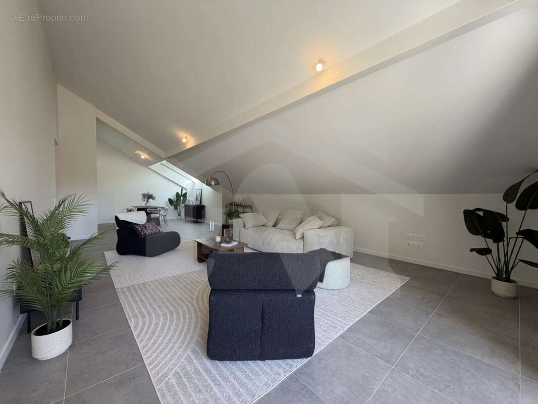 Appartement 4P+C 111m2 + 19m2 de terrasse - photo 5
