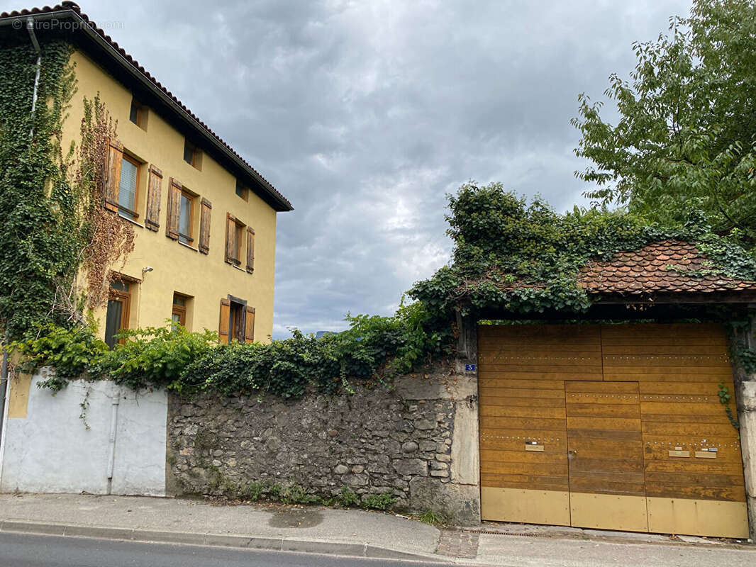 Appartement à TULLINS
