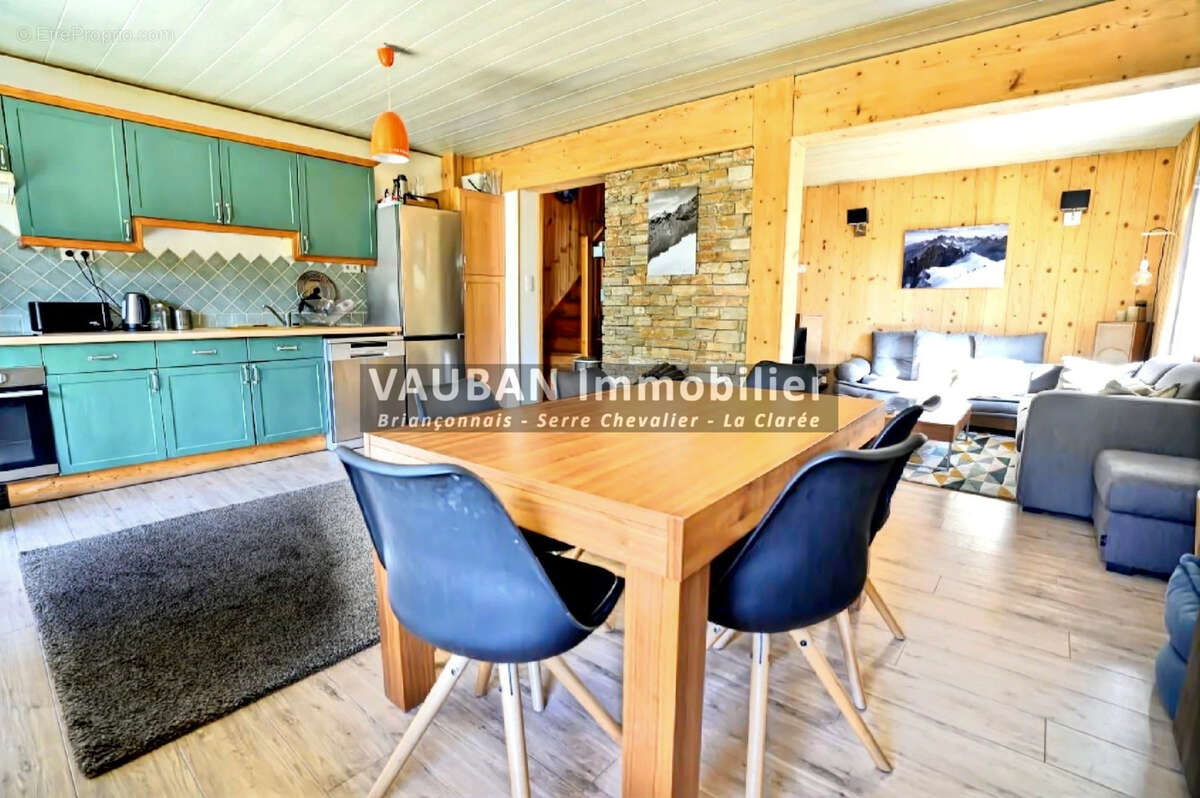 Maison à LA SALLE-LES-ALPES