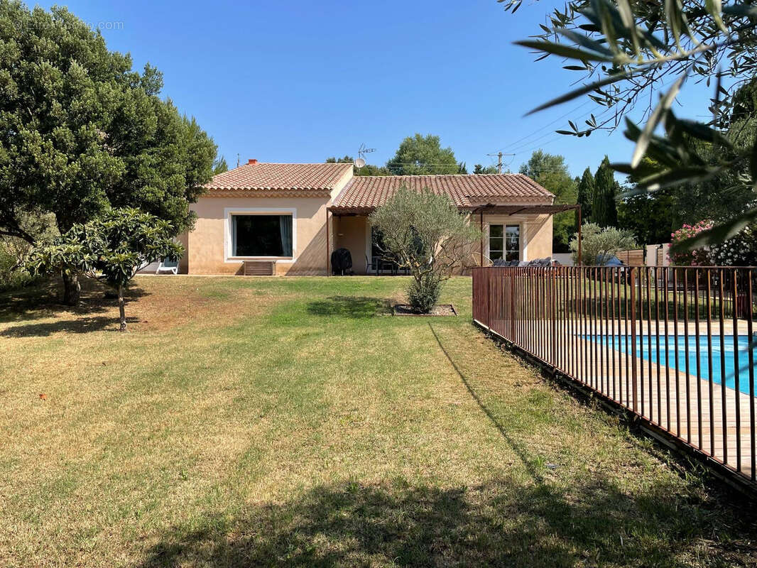 Maison à PIOLENC