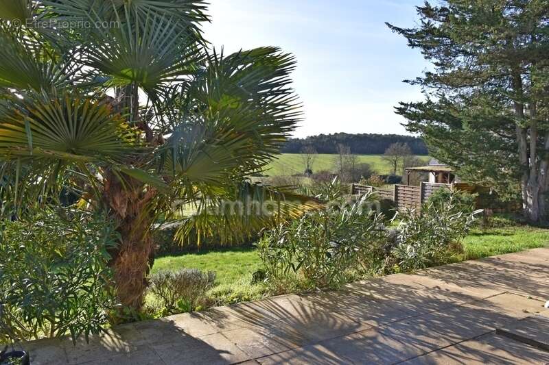 Maison familiale de plain-pied avec grande piscine intérieure, aux portes de la Gacilly - photo 25