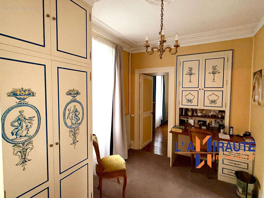 Maison à MAISONS-LAFFITTE