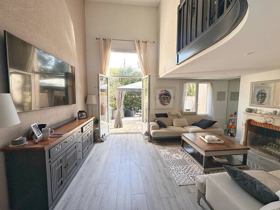 Maison à MONTMORENCY