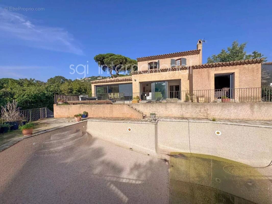 Maison à GRIMAUD
