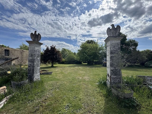 Maison à VANXAINS