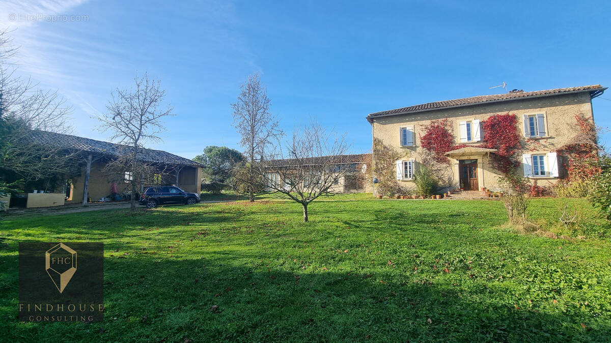 Maison à PUYMAURIN