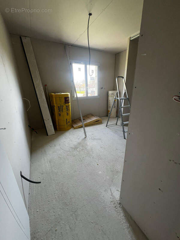 Maison à SAINT-ASTIER