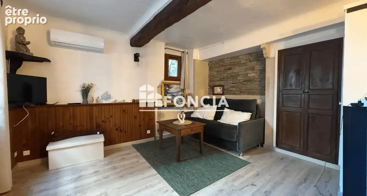 Charmant studio - au coeur du village de Roquebrune-sur-Argens - photo 1