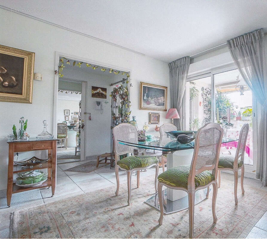 Appartement à MARSEILLE-8E