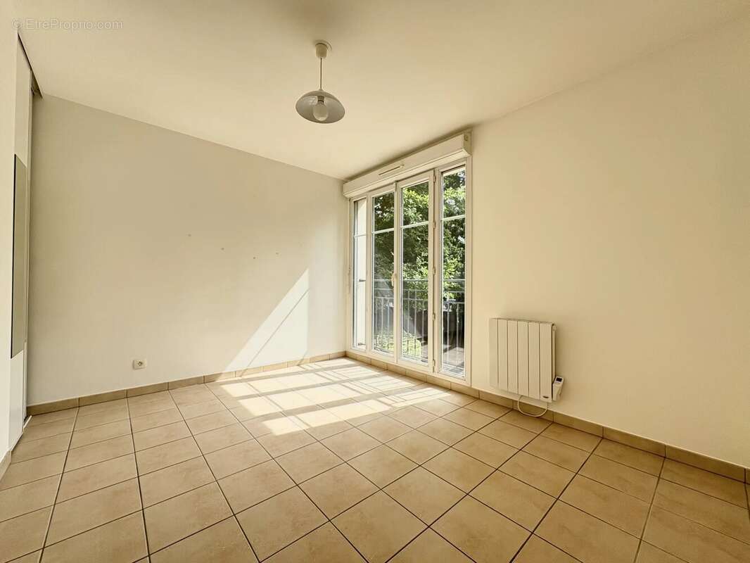 Appartement à LE PLESSIS-TREVISE