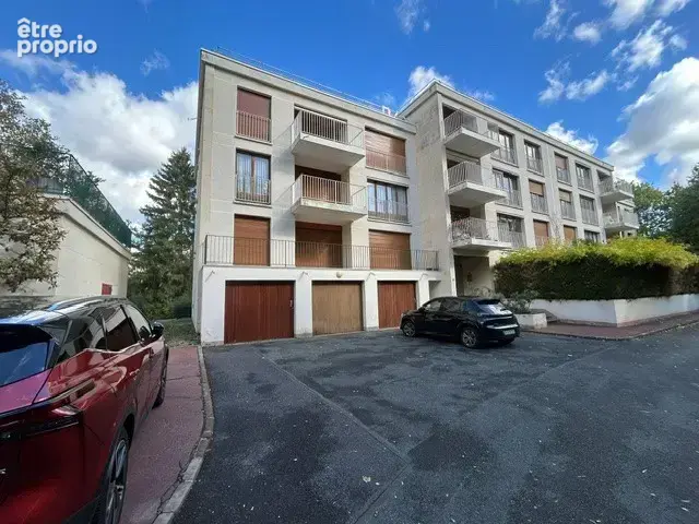 Photo Appartement à Bures-Sur-Yvette au prix de 358 000€