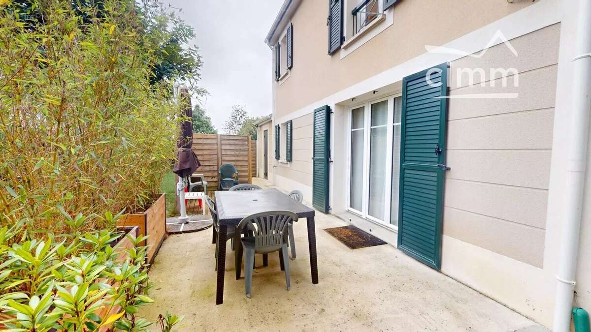 Maison à SAINT-CYR-EN-VAL